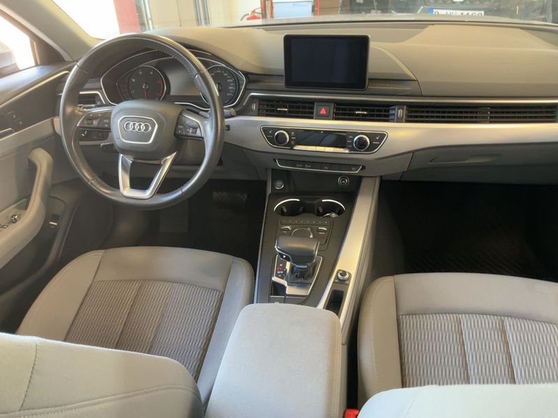 Audi A4 2.0 TDI Design 2017 – снимка 18