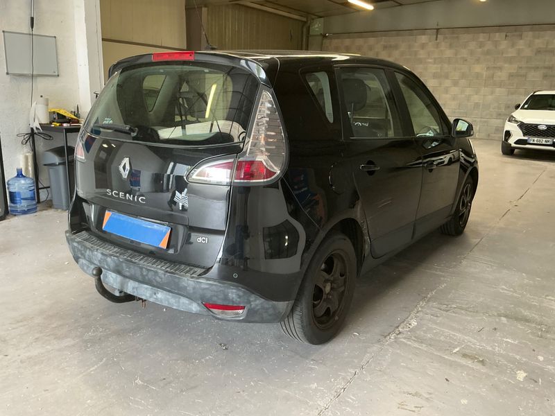 Renault Scenic 1.5 dCi Business 2012 – снимка 2