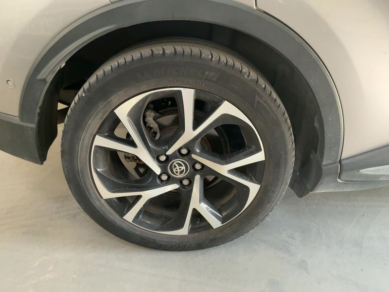 Toyota C-HR 1.8 Hybrid Graphic 2017 – снимка 9