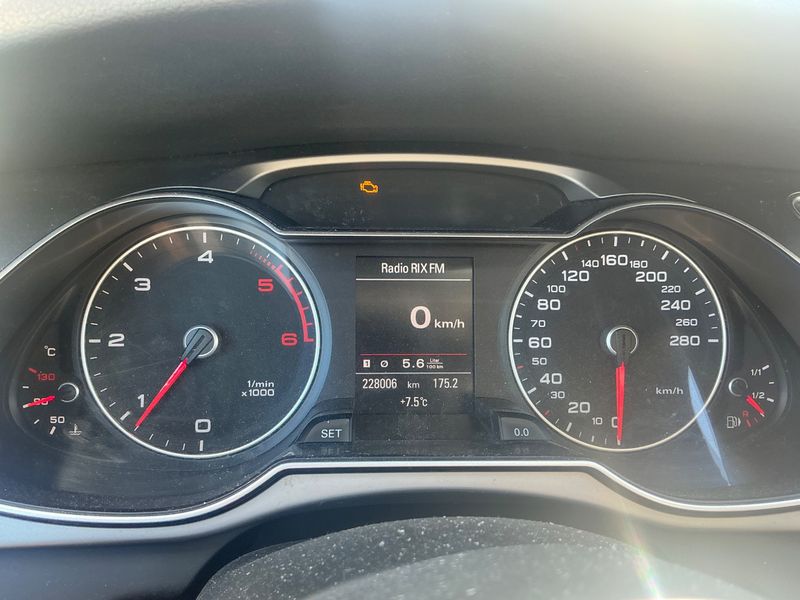 Audi A4 Allroad 2.0 TDI 2014 – снимка 19