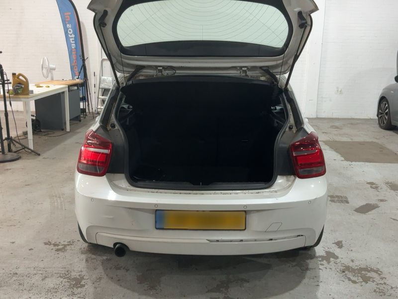 BMW 1er 118i 2012 – снимка 15