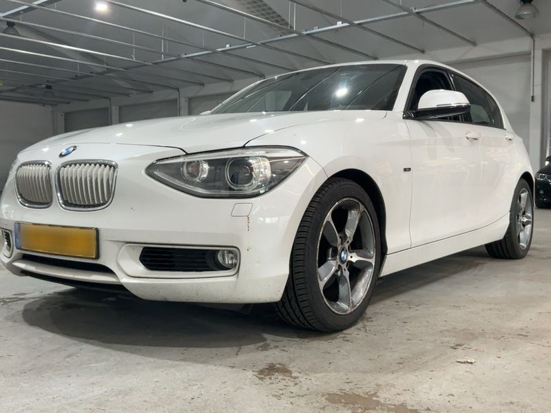 BMW 1er 118i 2012 – снимка 2