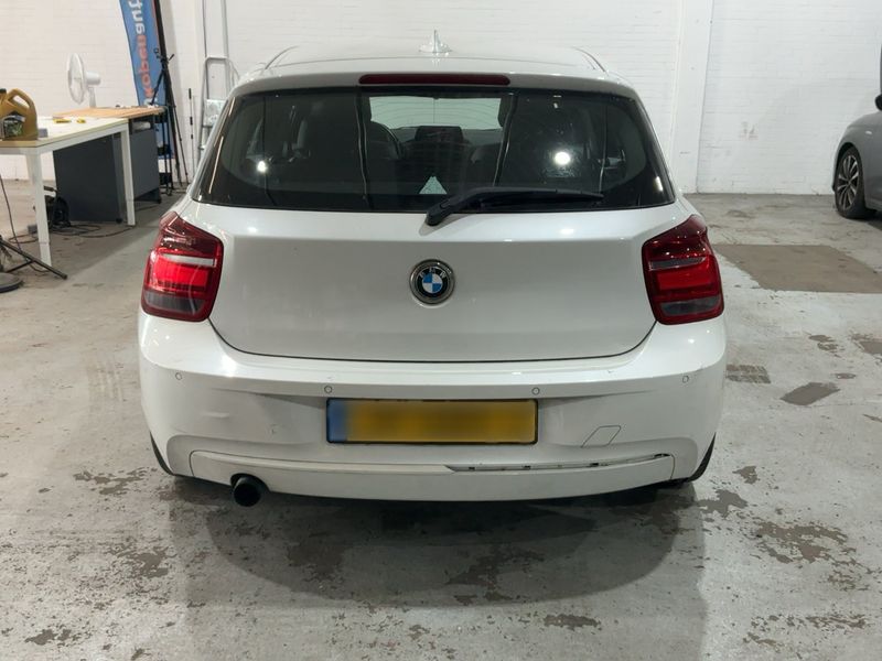 BMW 1er 118i 2012 – снимка 7