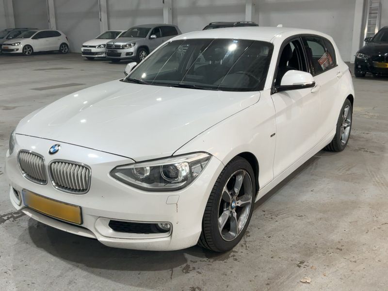 BMW 1er 118i 2012 – снимка 1