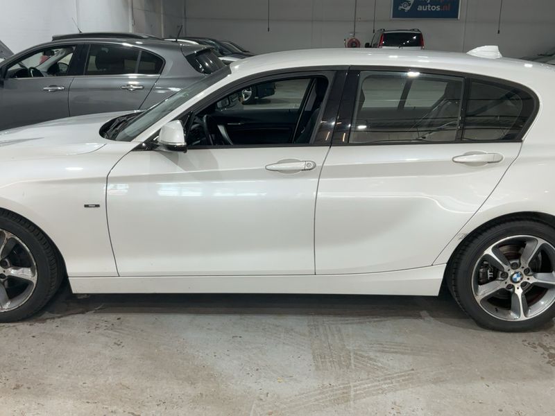 BMW 1er 118i 2012 – снимка 4