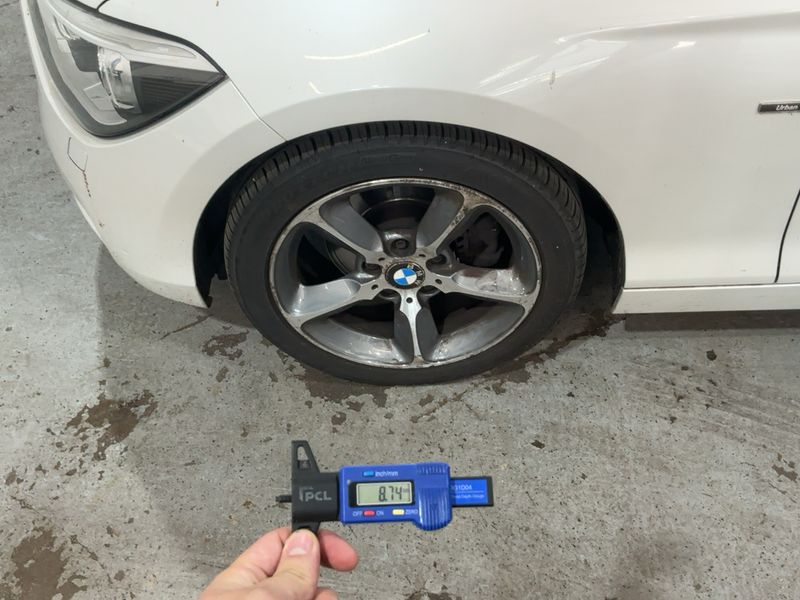 BMW 1er 118i 2012 – снимка 3