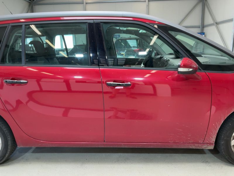 Citroen C4 Grand Picasso 1.6 Blue-HDi Selection 2015 – снимка 10