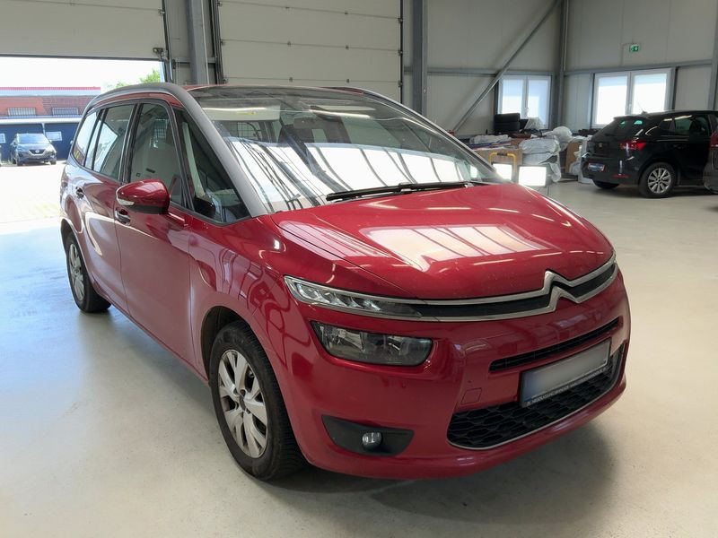 Citroen C4 Grand Picasso 1.6 Blue-HDi Selection 2015 – снимка 12