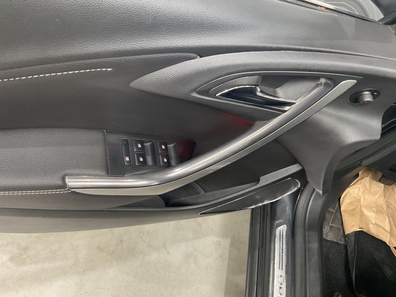 Opel Astra 1.6 Innovation 2012 – снимка на щета