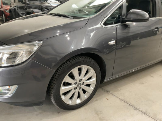 Opel Astra 1.6 Innovation 2012 – снимка на щета