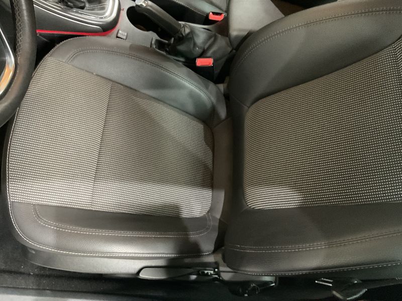Opel Astra 1.6 Innovation 2012 – снимка на щета