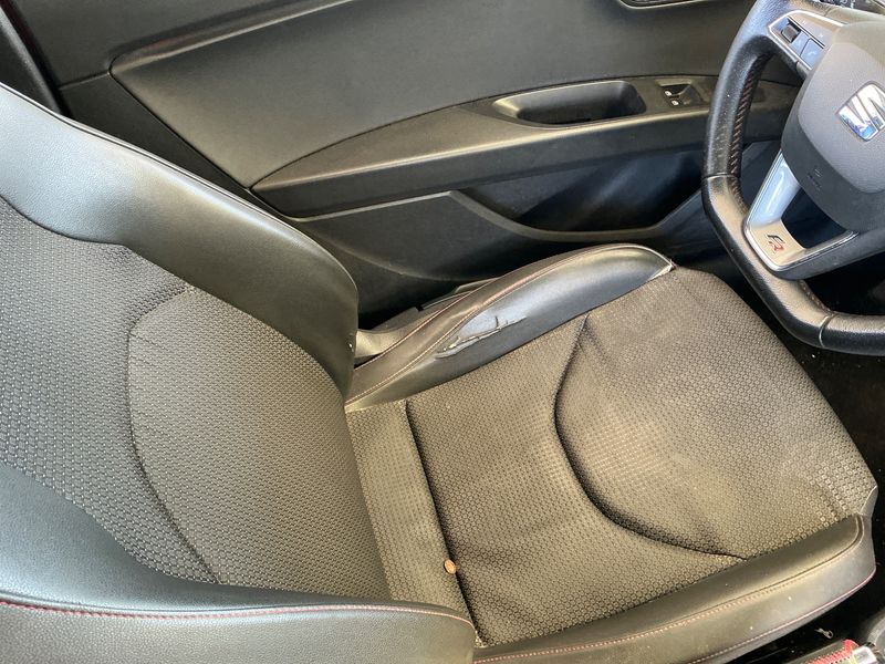 Seat Leon 2.0 TDI FR 2014 – снимка 26