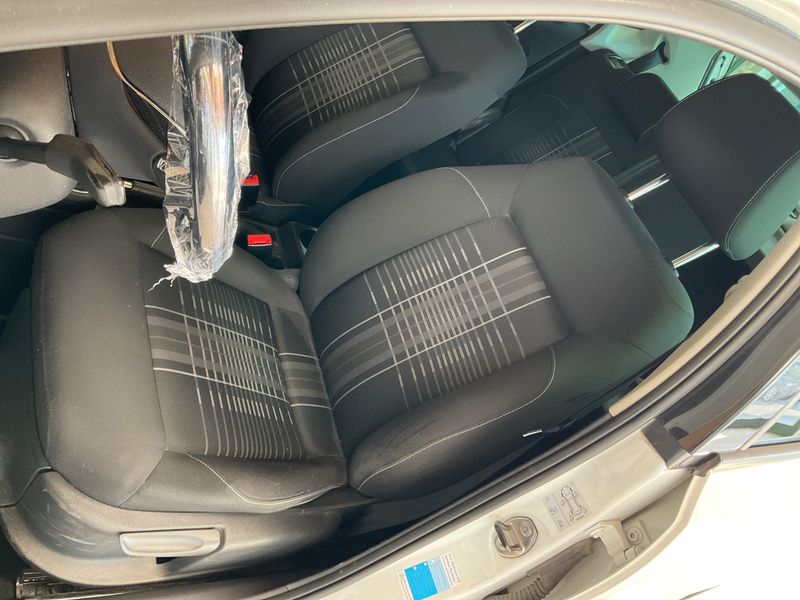 Volkswagen Polo 1.0 Lounge BlueMotion Tech 2016 – снимка 28