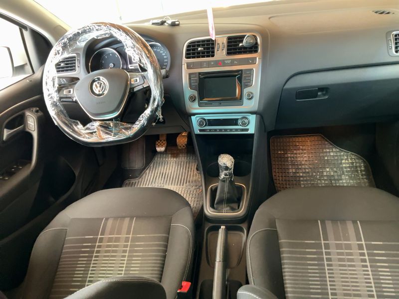 Volkswagen Polo 1.0 Lounge BlueMotion Tech 2016 – снимка 18