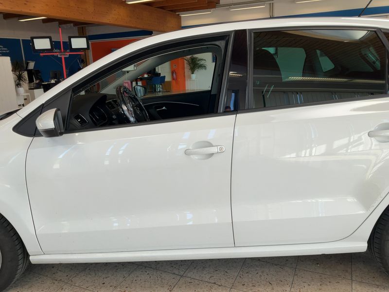 Volkswagen Polo 1.0 Lounge BlueMotion Tech 2016 – снимка 4