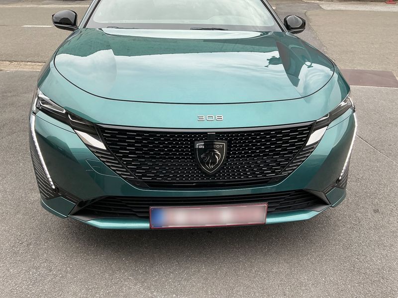 Peugeot 308 1.6 Hybrid GT 2022 – снимка 28