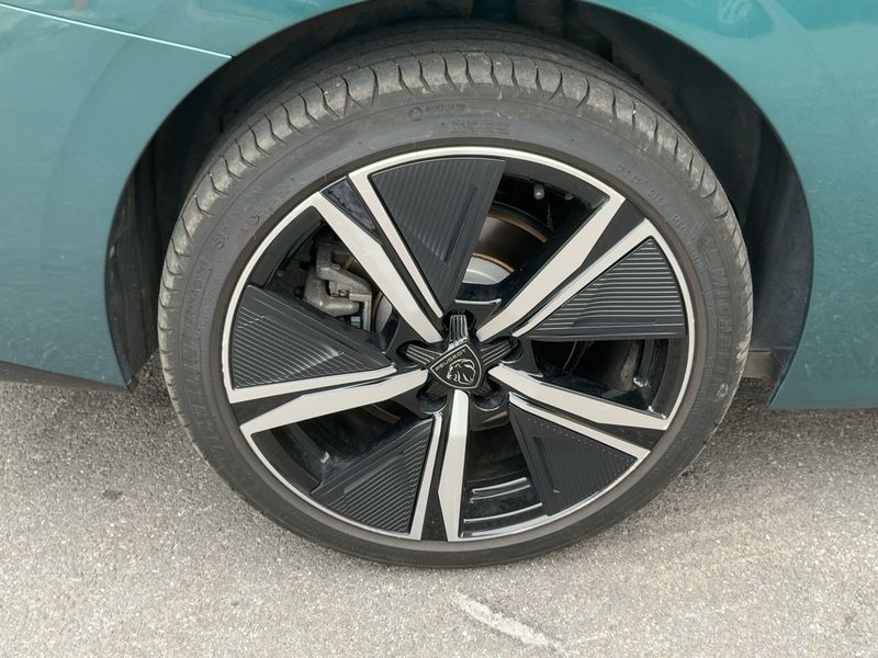 Peugeot 308 1.6 Hybrid GT 2022 – снимка 9