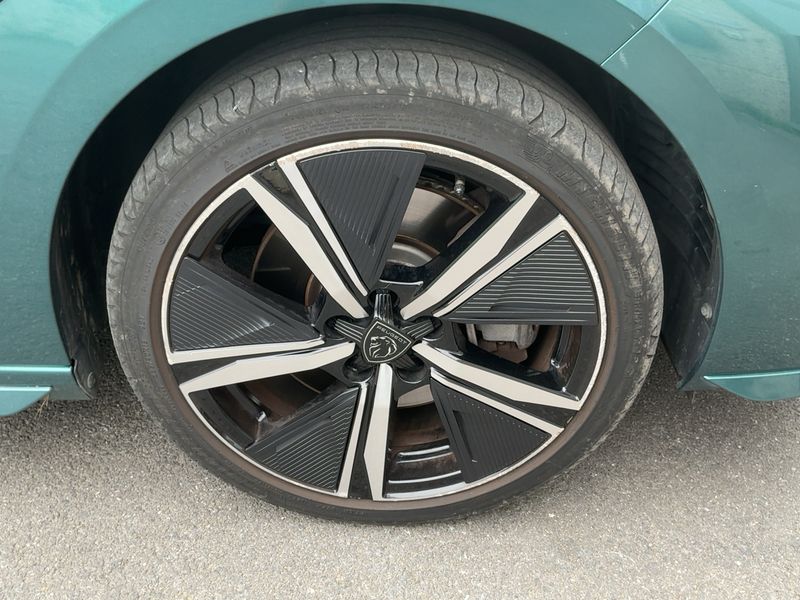 Peugeot 308 1.6 Hybrid GT 2022 – снимка 11