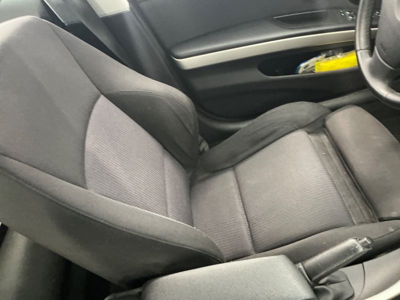 BMW 3er 318i 2012 – снимка 24