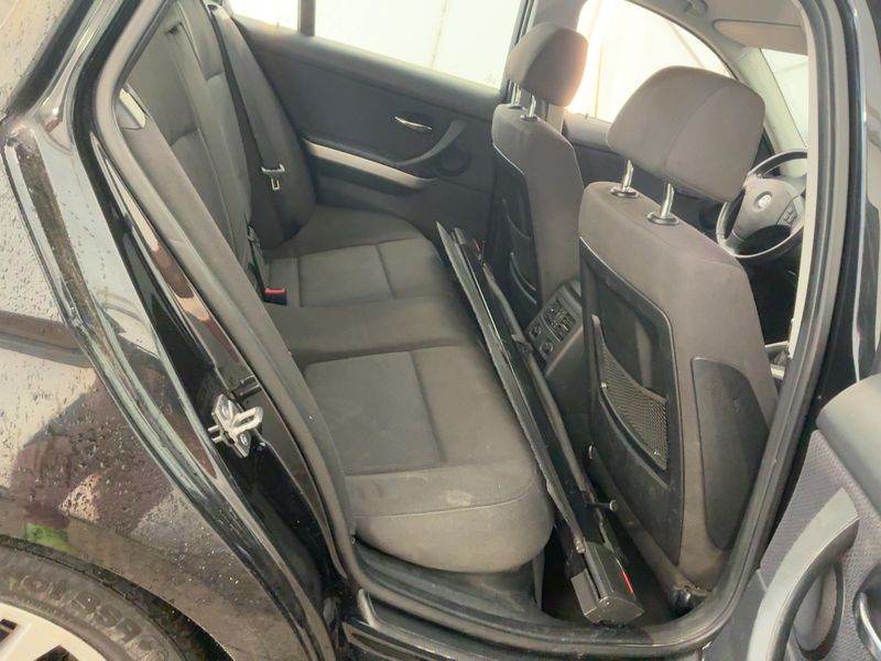 BMW 3er 318i 2012 – снимка 20