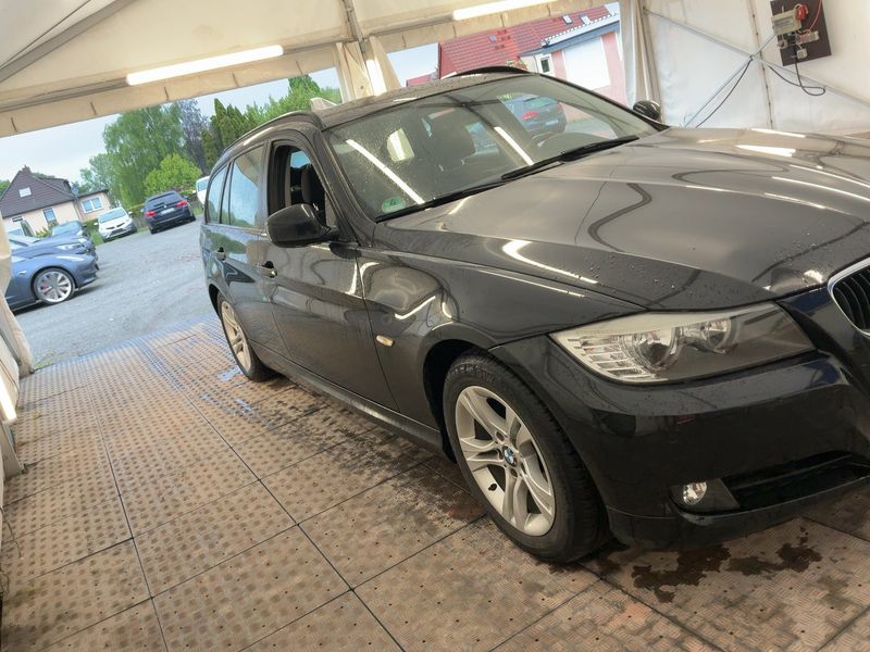 BMW 3er 318i 2012 – снимка 12