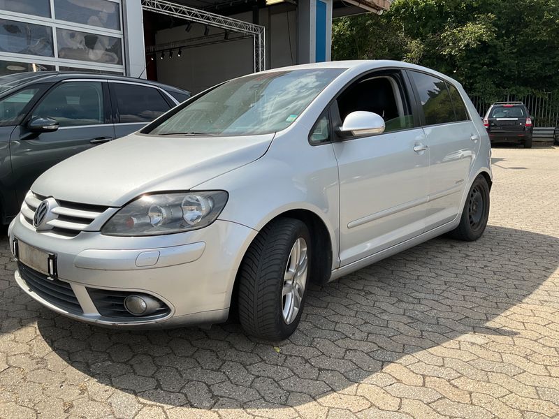 Volkswagen Golf V Plus 1.6 Edition 2008 – снимка 1