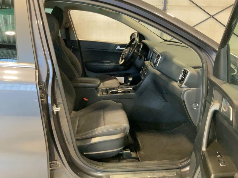 Kia Sportage 1.7 CRDi Spirit 2WD 2017 – снимка 16