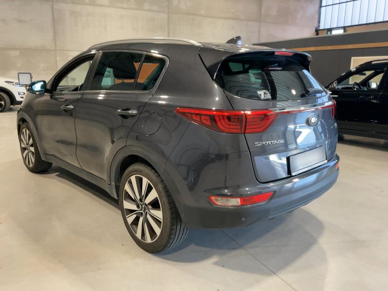 Kia Sportage 1.7 CRDi Spirit 2WD 2017 – снимка 6