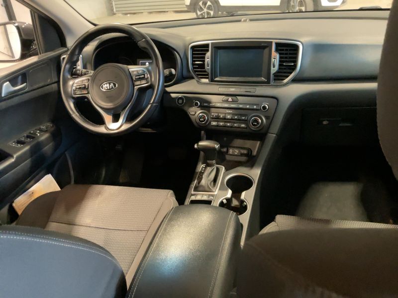 Kia Sportage 1.7 CRDi Spirit 2WD 2017 – снимка 17