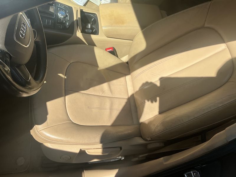 Audi A6 2.8 V6 FSI quattro 2013 – снимка 31