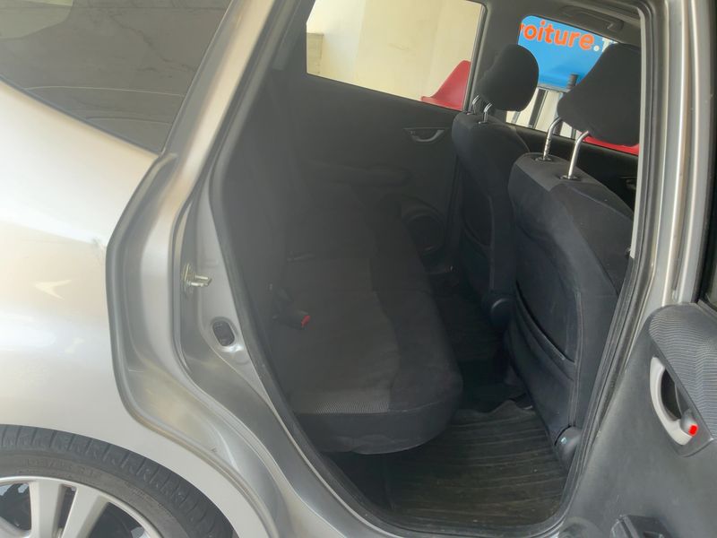 Honda Jazz 1.4 Elegance 2009 – снимка 19