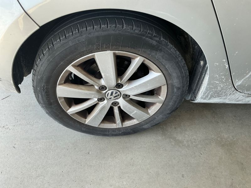 Volkswagen Golf VI 2.0 TDI Carat BlueMotion Tech 2010 – снимка 14