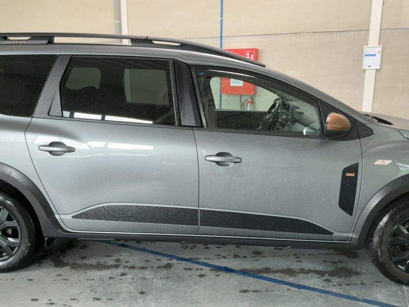 Dacia Jogger 1.0 TCe LPG Extreme 2024 – снимка 10