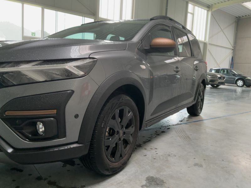 Dacia Jogger 1.0 TCe LPG Extreme 2024 – снимка 2
