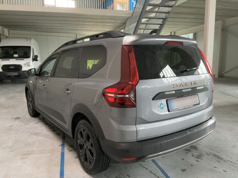 Dacia Jogger 1.0 TCe LPG Extreme 2024 – снимка 6