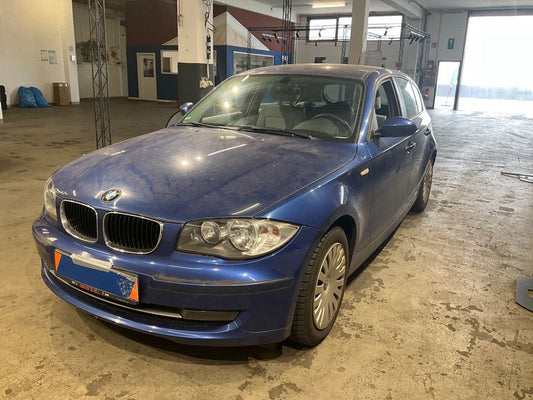 BMW 1er 118i 2009 – снимка 1