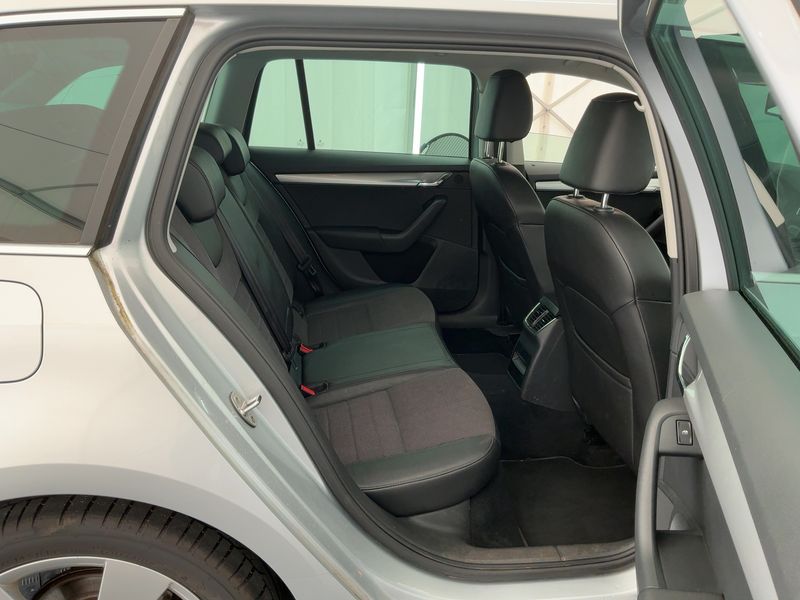 Skoda Octavia 2.0 TDI Style 2016 – снимка 20