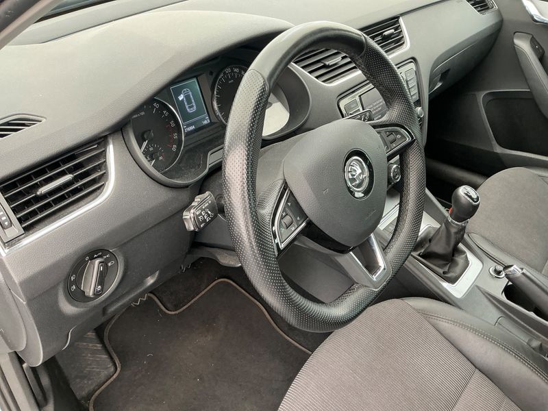 Skoda Octavia 2.0 TDI Style 2016 – снимка 31