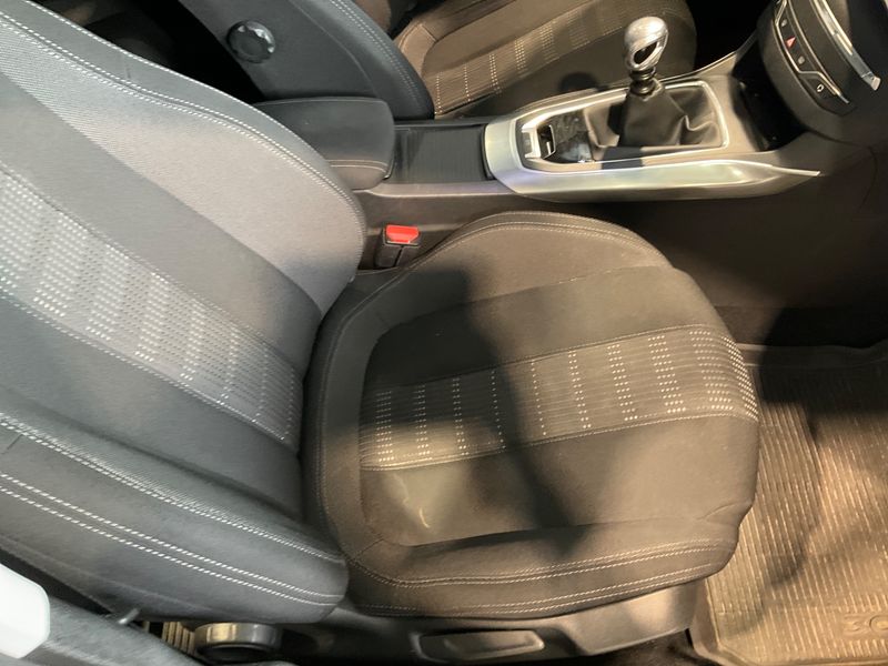 Peugeot 308 1.6 Blue-HDi Active 2015 – снимка 43