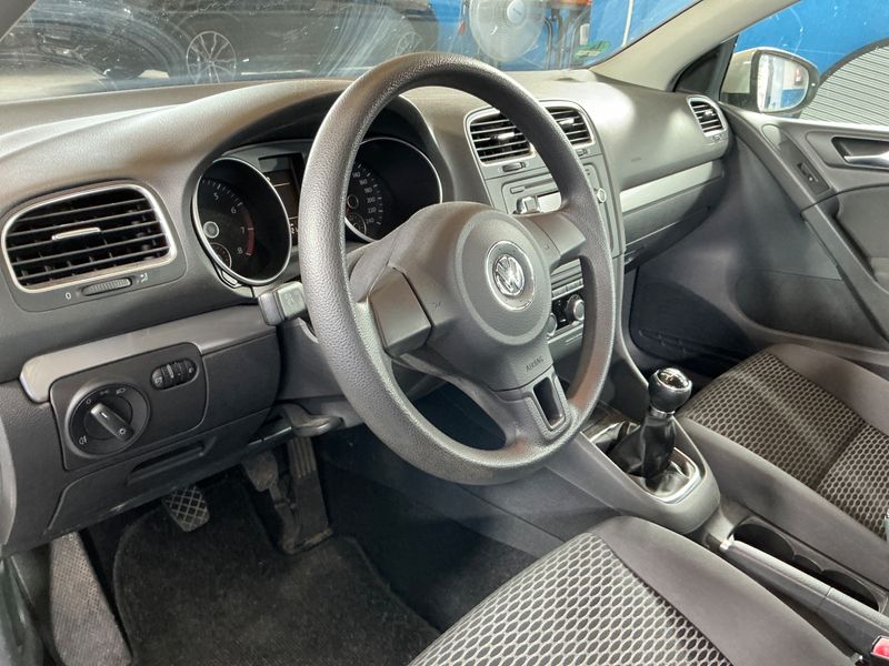 Volkswagen Golf VI 1.2 TSI Trendline 2011 – снимка 28