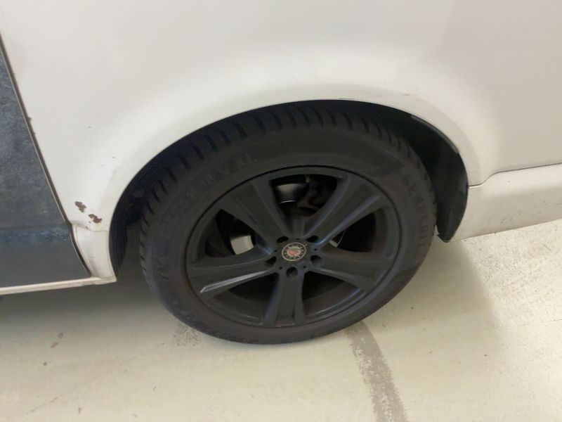 Volkswagen T5 Multivan 2.0 TDI Edition 25 4Motion 2011 – снимка 5