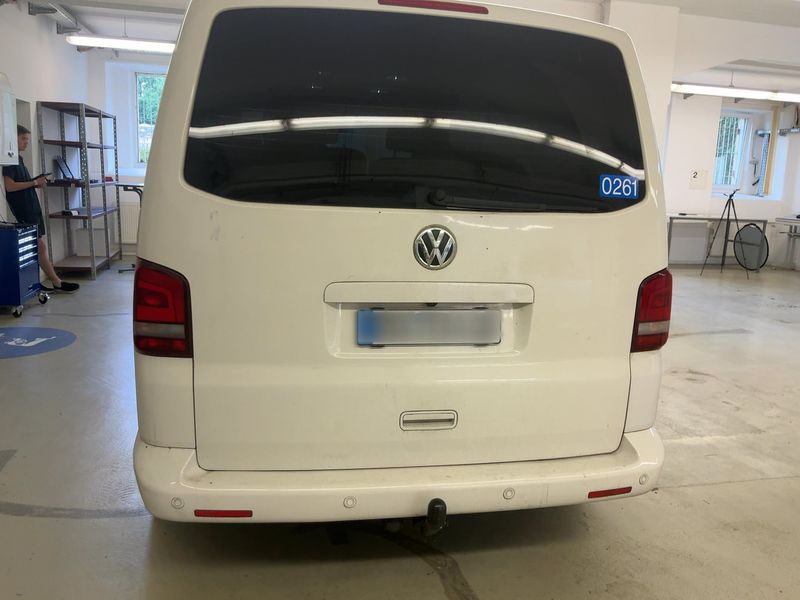 Volkswagen T5 Multivan 2.0 TDI Edition 25 4Motion 2011 – снимка 7
