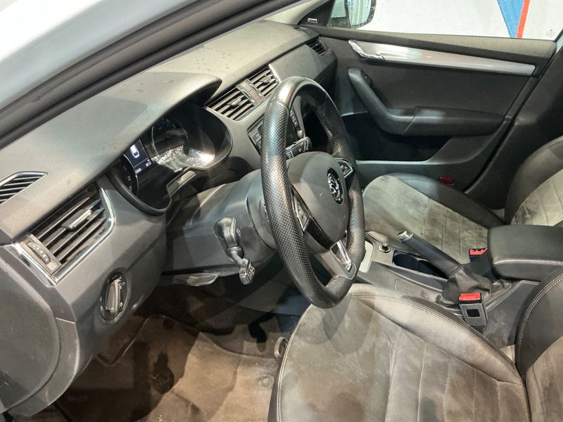 Skoda Octavia 2.0 TDI Style 2015 – снимка 24