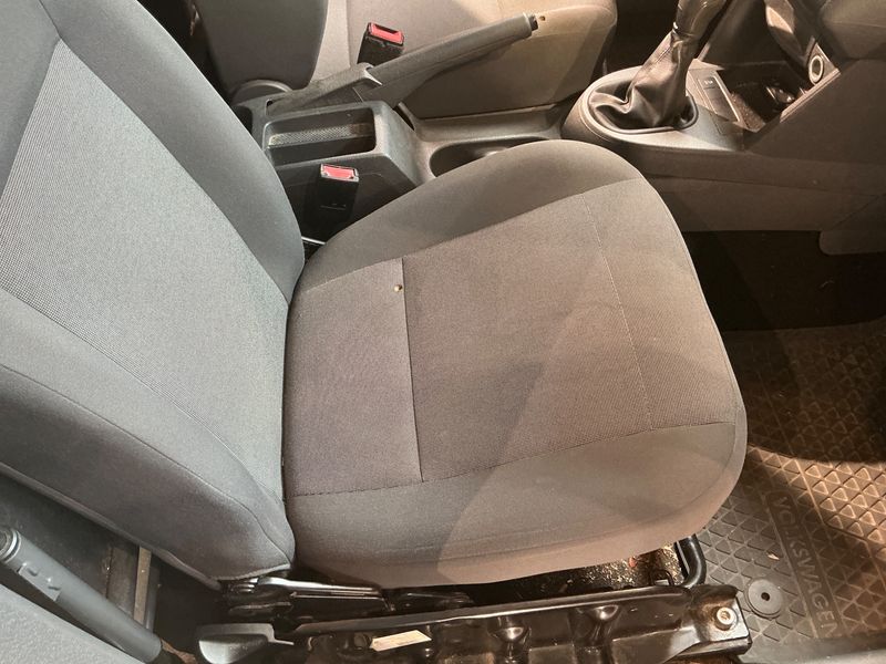 Volkswagen Caddy 1.6 TDI Kasten EcoProfi 2015 – снимка 26
