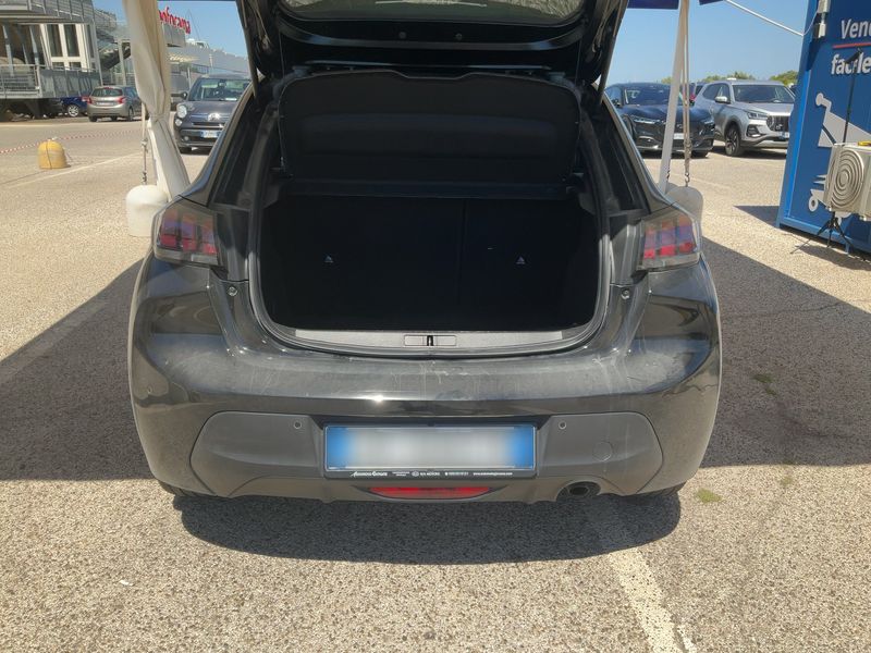 Peugeot 208 1.2 PureTech Active Pack 2023 – снимка 15