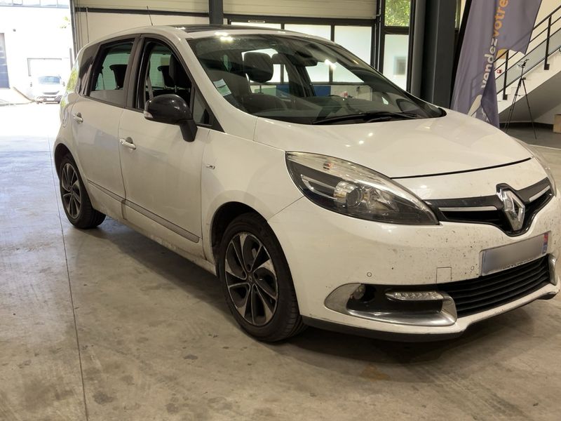 Renault Scenic 1.2 TCe Energy Xmod BOSE Edition 2015 – снимка 12