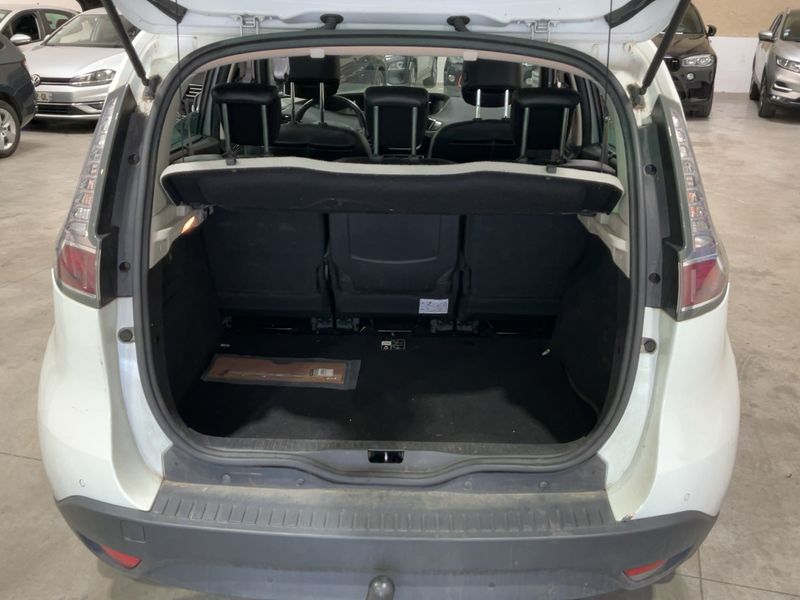 Renault Scenic 1.2 TCe Energy Xmod BOSE Edition 2015 – снимка 15
