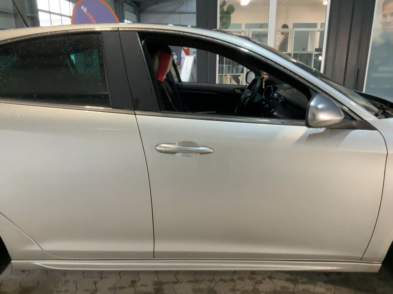 Alfa Romeo Giulietta 1.8 Turbo Quadrifoglio Verde 2012 – снимка 10