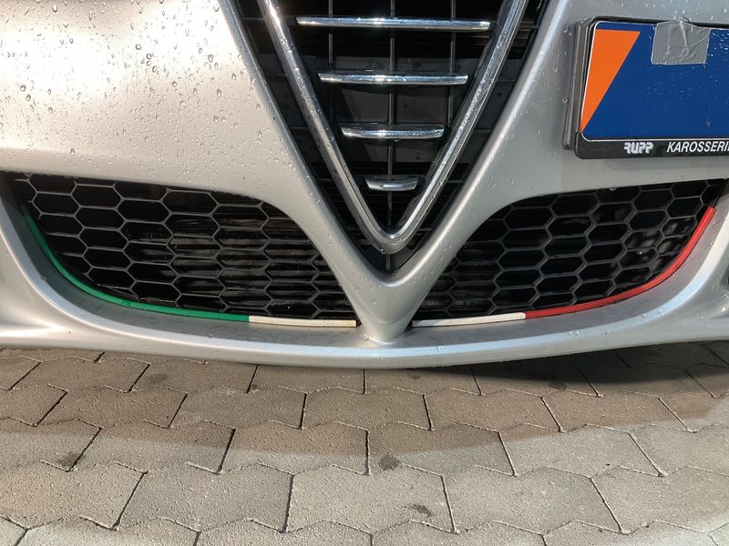 Alfa Romeo Giulietta 1.8 Turbo Quadrifoglio Verde 2012 – снимка 40