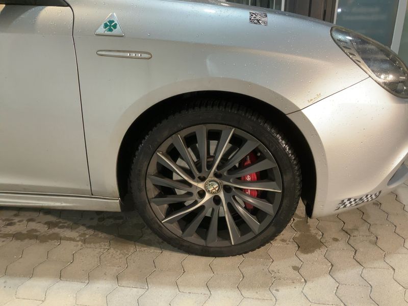 Alfa Romeo Giulietta 1.8 Turbo Quadrifoglio Verde 2012 – снимка 11